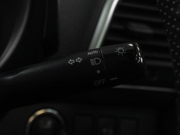 Toyota Ractis II с пробегом 2012 года, цена 999 000 рублей, 94420 км, хэтчбек, Автокод Объявления