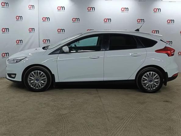 Ford Focus III Рестайлинг с пробегом 2018 года, цена 899 000 рублей, 260000 км, хэтчбек, Автокод Объявления