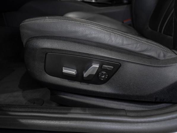 BMW 5 серии VII (G30/G31/G38) Рестайлинг с пробегом 2021 года, цена 4 500 000 рублей, 99701 км, седан, Автокод Объявления