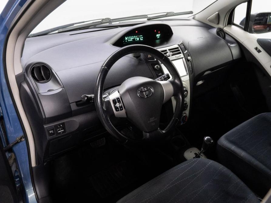 Toyota Yaris II Тюмень  - изображение 10