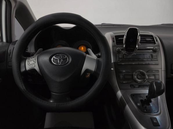 Toyota Auris I с пробегом 2009 года, цена 600 000 рублей, 237715 км, хэтчбек, Автокод Объявления