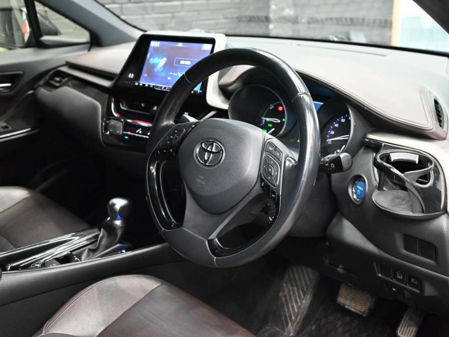Toyota C-HR I Екатеринбург  - изображение 11