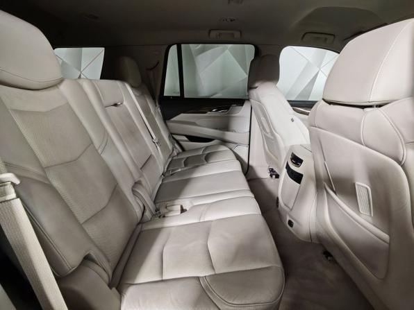 Cadillac Escalade IV с пробегом 2019 года, цена 4 665 000 рублей, 153405 км, внедорожник, Автокод Объявления