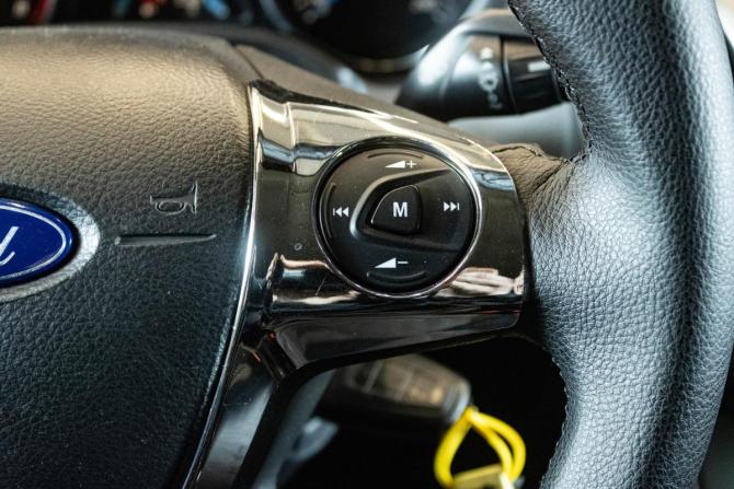 Ford Focus III с пробегом 2013 года, цена 800 000 рублей, 174185 км, седан, Автокод Объявления