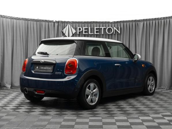 Mini Hatch III (F55/F56) с пробегом 2018 года, цена 1 420 000 рублей, 153302 км, хэтчбек, Автокод Объявления