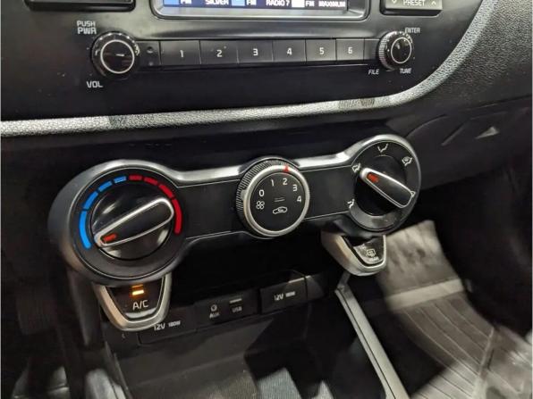 Kia Rio IV с пробегом 2020 года, цена 1 559 000 рублей, 66100 км, хэтчбек, Автокод Объявления