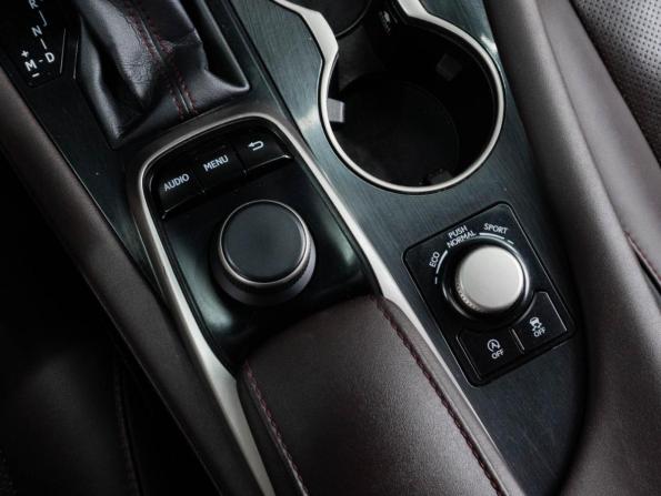 Lexus RX IV с пробегом 2016 года, цена 3 440 000 рублей, 165434 км, внедорожник, Автокод Объявления