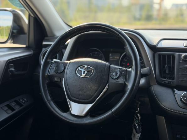 Toyota RAV4 IV (XA40) Рестайлинг с пробегом 2018 года, цена 2 418 900 рублей, 134251 км, внедорожник, Автокод Объявления