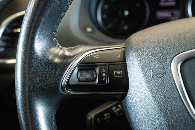 Audi Q3 I (8U) Рестайлинг с пробегом 2018 года, цена 1 799 000 рублей, 168666 км, внедорожник, Автокод Объявления