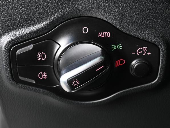 Audi Q5 I (8R) с пробегом 2011 года, цена 1 819 000 рублей, 184117 км, внедорожник, Автокод Объявления