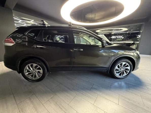 Nissan X-Trail II Рестайлинг с пробегом 2015 года, цена 1 300 000 рублей, 283189 км, внедорожник, Автокод Объявления