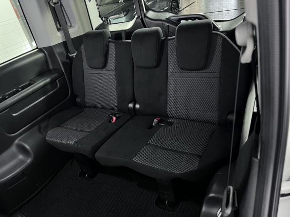 Honda Stepwgn V с пробегом 2016 года, цена 2 350 000 рублей, 105376 км, минивэн, Автокод Объявления