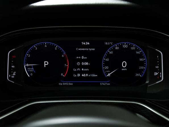 Volkswagen Polo VI с пробегом 2022 года, цена 1 920 000 рублей, 57425 км, лифтбек, Автокод Объявления
