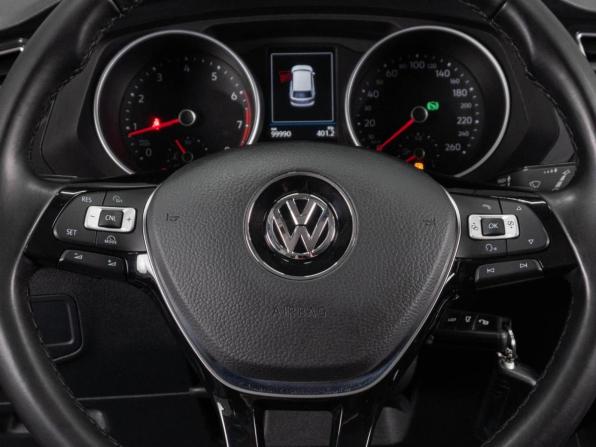 Volkswagen Tiguan II с пробегом 2017 года, цена 2 649 000 рублей, 99988 км, внедорожник, Автокод Объявления