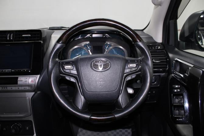 Toyota Land Cruiser Prado 150 Series Рестайлинг 2 с пробегом 2018 года, цена 4 400 000 рублей, 70736 км, внедорожник, Автокод Объявления