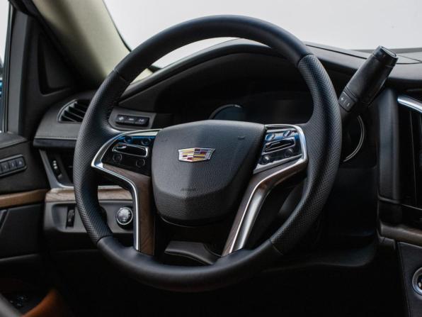 Cadillac Escalade IV с пробегом 2018 года, цена 4 790 000 рублей, 161610 км, внедорожник, Автокод Объявления