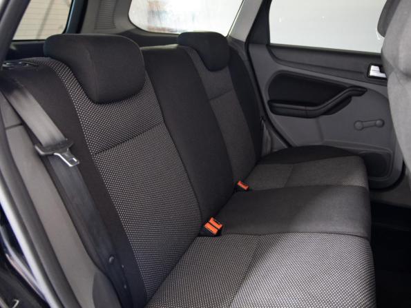 Ford Focus II Рестайлинг с пробегом 2010 года, цена 399 000 рублей, 341000 км, универсал, Автокод Объявления