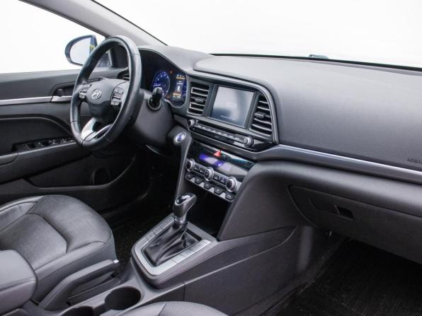 Hyundai Elantra VI (AD) Рестайлинг с пробегом 2019 года, цена 1 840 000 рублей, 44996 км, седан, Автокод Объявления