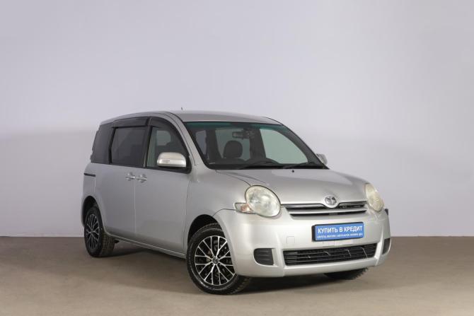 Toyota Sienta I с пробегом 2013 года, цена 899 000 рублей, 166000 км, компактвэн, Автокод Объявления
