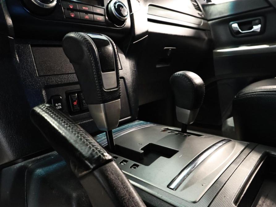 Mitsubishi Pajero IV Рестайлинг 1 Тула  - изображение 29