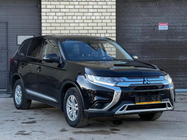 Mitsubishi Outlander III Рестайлинг 3 с пробегом 2019 года, цена 2 099 000 рублей, 128280 км, внедорожник, Автокод Объявления