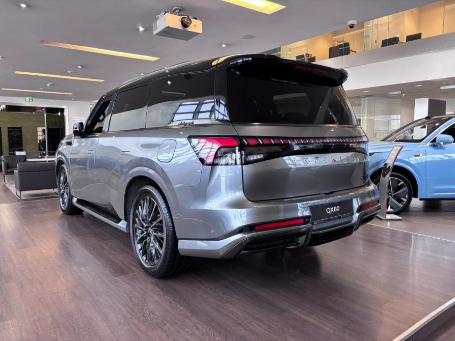Infiniti QX80 II Москва  - изображение 4