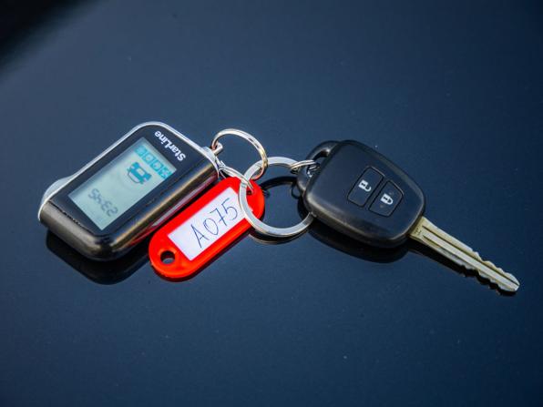 Toyota RAV4 IV (XA40) с пробегом 2014 года, цена 1 858 000 рублей, 177000 км, внедорожник, Автокод Объявления