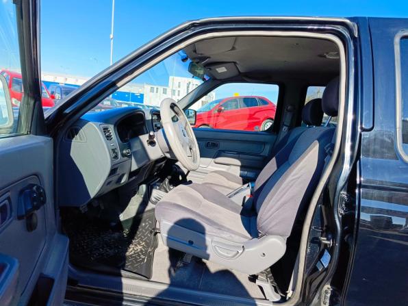 Nissan NP300 с пробегом 2009 года, цена 1 099 000 рублей, 280786 км, пикап, Автокод Объявления