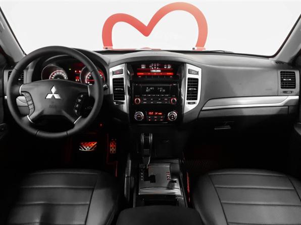 Mitsubishi Pajero IV Рестайлинг 2 с пробегом 2015 года, цена 2 790 000 рублей, 109800 км, внедорожник, Автокод Объявления