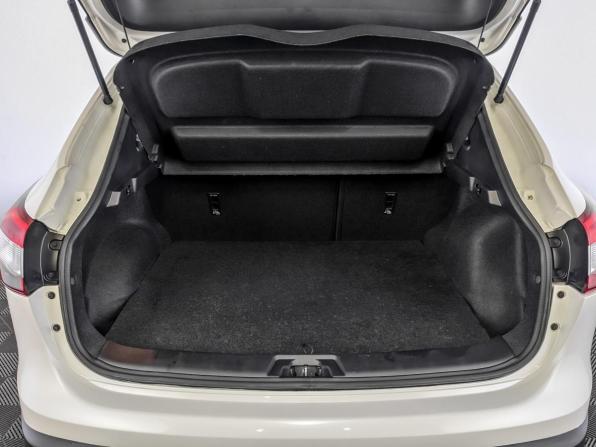 Nissan Qashqai II с пробегом 2018 года, цена 1 480 000 рублей, 77570 км, внедорожник, Автокод Объявления