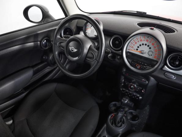 Mini Hatch II (R56) Рестайлинг с пробегом 2012 года, цена 899 000 рублей, 148918 км, хэтчбек, Автокод Объявления