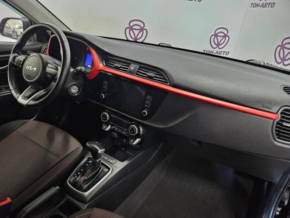 Kia Rio IV Рестайлинг с пробегом 2021 года, цена 1 695 000 рублей, 89890 км, седан, Автокод Объявления