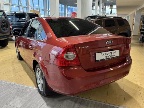 Ford Focus II Рестайлинг с пробегом 2010 года, цена 635 000 рублей, 138670 км, седан, Автокод Объявления