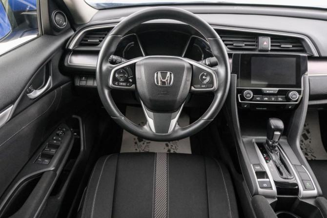 Honda Civic X с пробегом 2018 года, цена 2 349 000 рублей, 42432 км, седан, Автокод Объявления