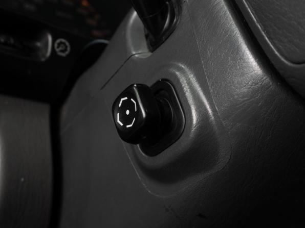 Toyota Land Cruiser 100 Series с пробегом 2001 года, цена 1 529 000 рублей, 558274 км, внедорожник, Автокод Объявления