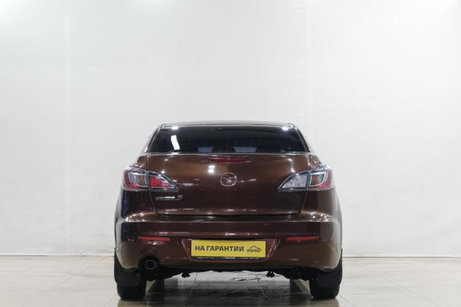 Mazda 3 II (BL) Рестайлинг с пробегом 2012 года, цена 959 000 рублей, 241000 км, седан, Автокод Объявления