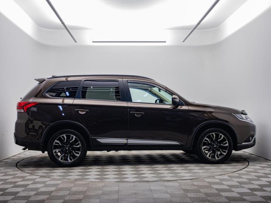 Mitsubishi Outlander III Рестайлинг 3 Москва  - изображение 4