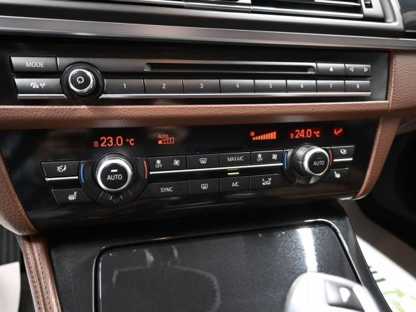 BMW 5 серии VI (F10/F11/F07) Рестайлинг с пробегом 2015 года, цена 1 945 000 рублей, 169287 км, седан, Автокод Объявления