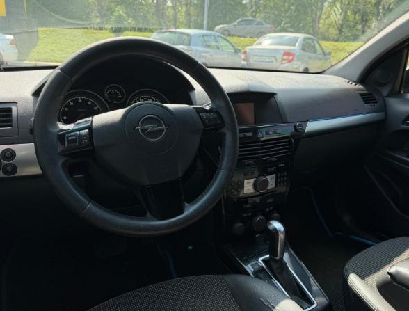 Opel Astra H Рестайлинг с пробегом 2008 года, цена 480 000 рублей, 150000 км, хэтчбек, Автокод Объявления