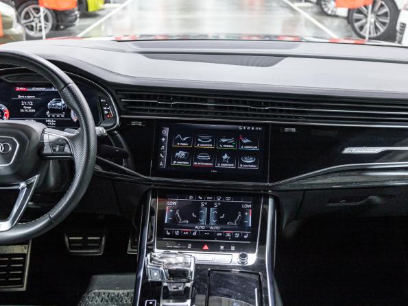 Audi Q8 I (4M) с пробегом 2021 года, цена 9 900 000 рублей, 49275 км, внедорожник, Автокод Объявления