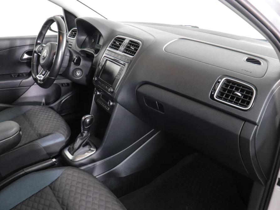 Volkswagen Polo V Рестайлинг Химки  - изображение 10