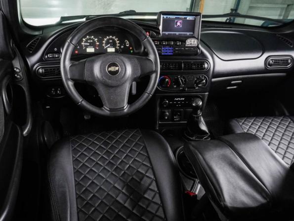 Chevrolet Niva I Рестайлинг с пробегом 2017 года, цена 849 000 рублей, 127345 км, внедорожник, Автокод Объявления