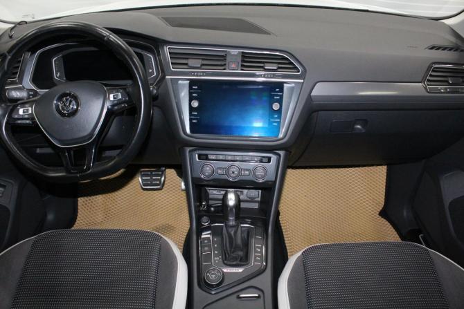 Volkswagen Tiguan II с пробегом 2019 года, цена 2 199 000 рублей, 179915 км, внедорожник, Автокод Объявления