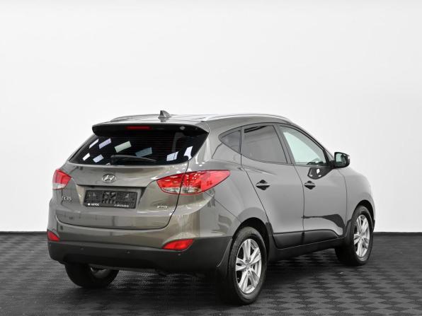 Hyundai ix35 I Рестайлинг с пробегом 2013 года, цена 1 049 000 рублей, 132000 км, внедорожник, Автокод Объявления
