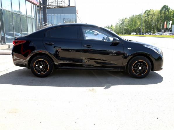 Kia Rio IV с пробегом 2018 года, цена 1 397 000 рублей, 68700 км, седан, Автокод Объявления