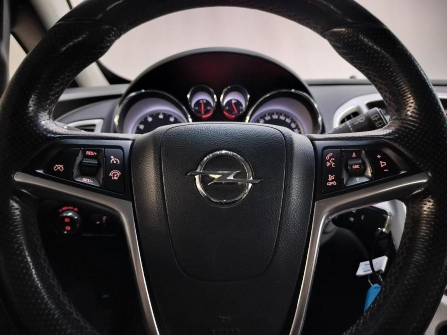 Opel Astra J Рестайлинг Санкт-Петербург  - изображение 19