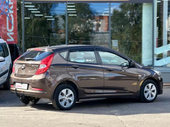 Hyundai Solaris I Рестайлинг с пробегом 2015 года, цена 979 000 рублей, 103523 км, хэтчбек, Автокод Объявления