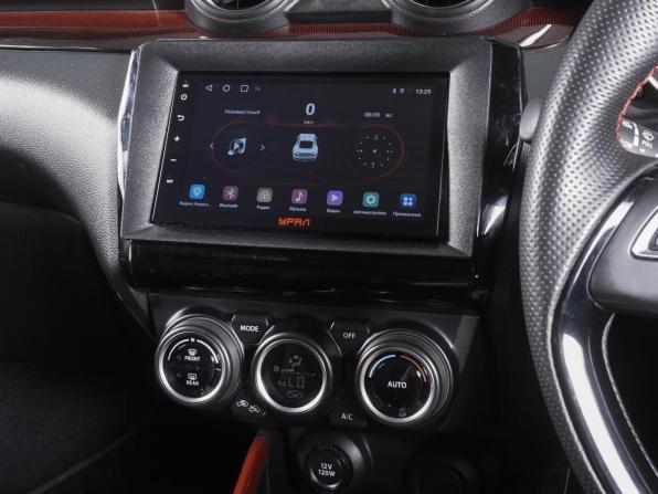 Suzuki Swift V с пробегом 2022 года, цена 1 669 000 рублей, 77650 км, хэтчбек, Автокод Объявления
