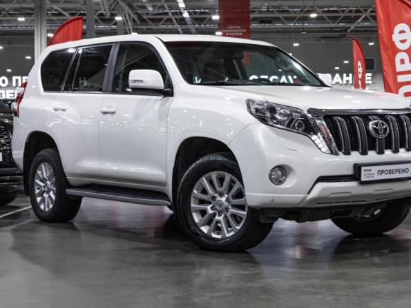 Toyota Land Cruiser Prado 150 Series Рестайлинг 1 с пробегом 2015 года, цена 2 999 585 рублей, 241627 км, внедорожник, Автокод Объявления