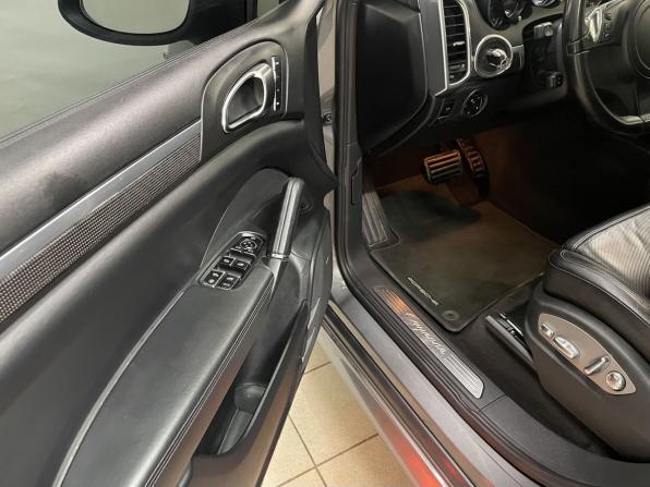 Porsche Cayenne II (958) с пробегом 2012 года, цена 2 400 000 рублей, 143597 км, внедорожник, Автокод Объявления